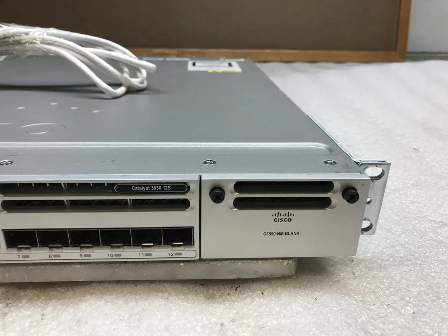 Коммутатор Cisco WS-C3850-12S-S 12-Ports Managed Network Switch Dual 350W AC
