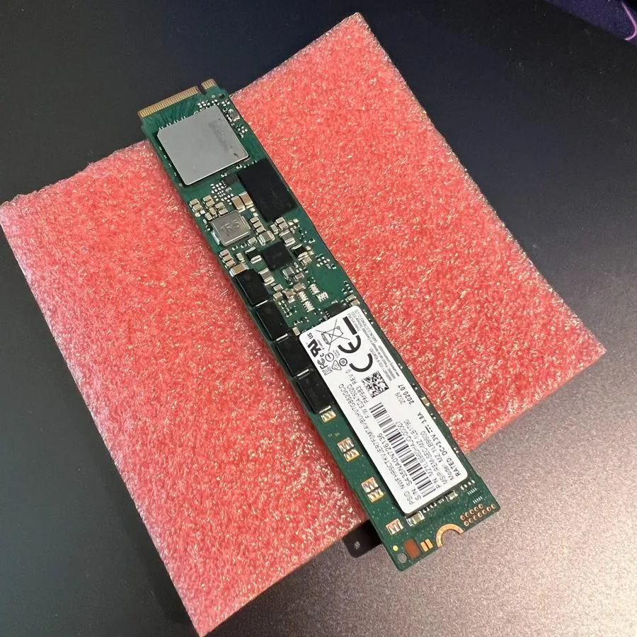 SSD-накопитель Samsung PM983 1.92TB NVMe PCIe M.2 MZ1LB1T9HALS SSD MZ-1LB1T90 Br