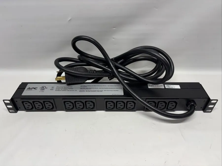 Блок розеток PDU APC AP9566 NetShelter Basic Rack PDU 1U 16A 208V 12 C13 outlets