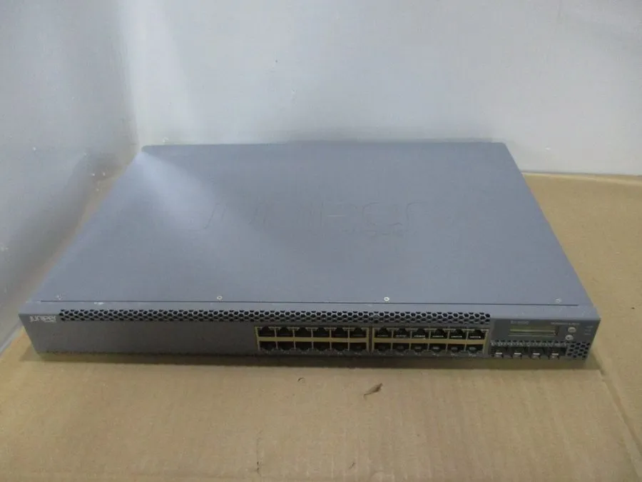 Коммутатор Juniper EX3300-24T -24 Port 1Gb + 4-Port SFP 10Gb Ethernet Switch