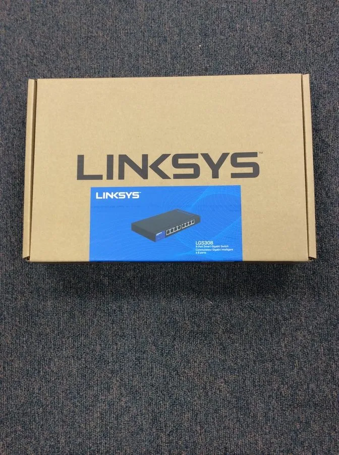 Коммутатор Linksys LGS308 8-Port Smart Gigabit Switch