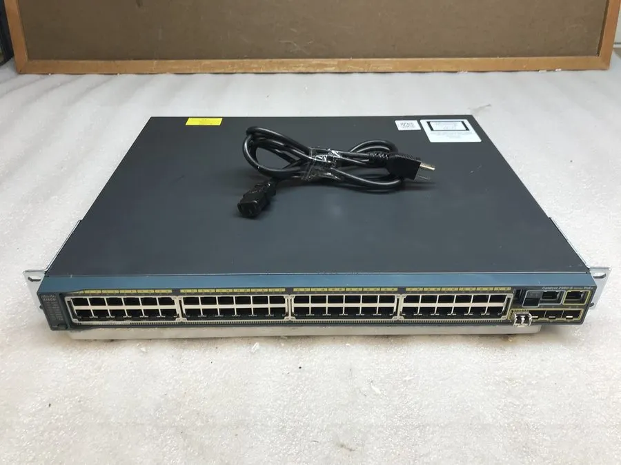Коммутатор Cisco WS-C2960S-48FPS-L Catalyst 2960-S 48-Port PoE+ Network Switch