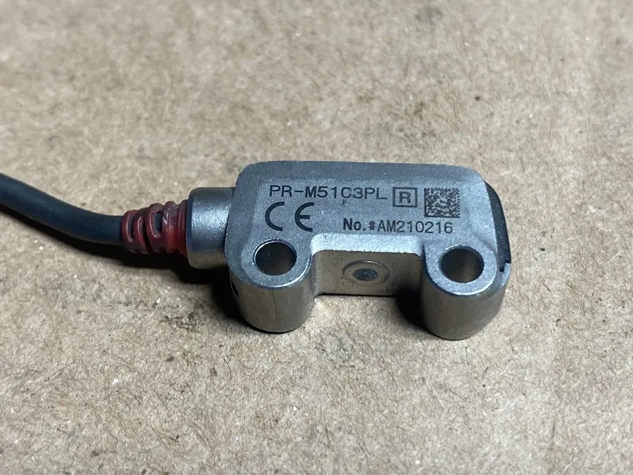 Фотоэлектрический датчик PR-M51C3PL