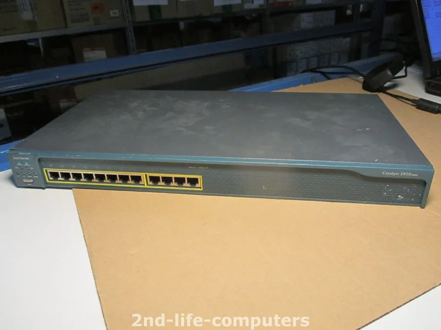Коммутатор Cisco Catalyst WS-C2950-12 12-Port Fast Ethernet Networking Switch