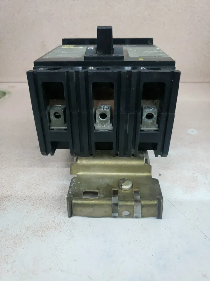 Автоматический выключатель Square D FA34020 I-Line Circuit Breaker 20A 3-Pole 48