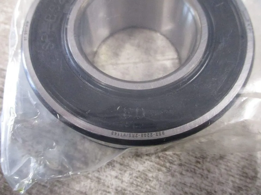 Подшипник 1X SKF BS2-2208-2RS/VT143 spherical roller bearing