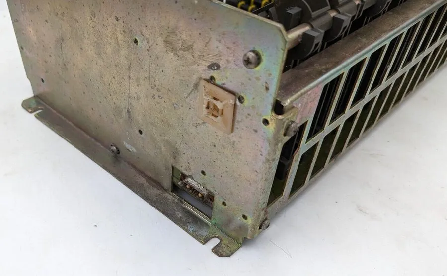 ПЛК Allen Bradley 1771-A4B PLC Rack Chassis 16 Slot 24A 5.25VDC