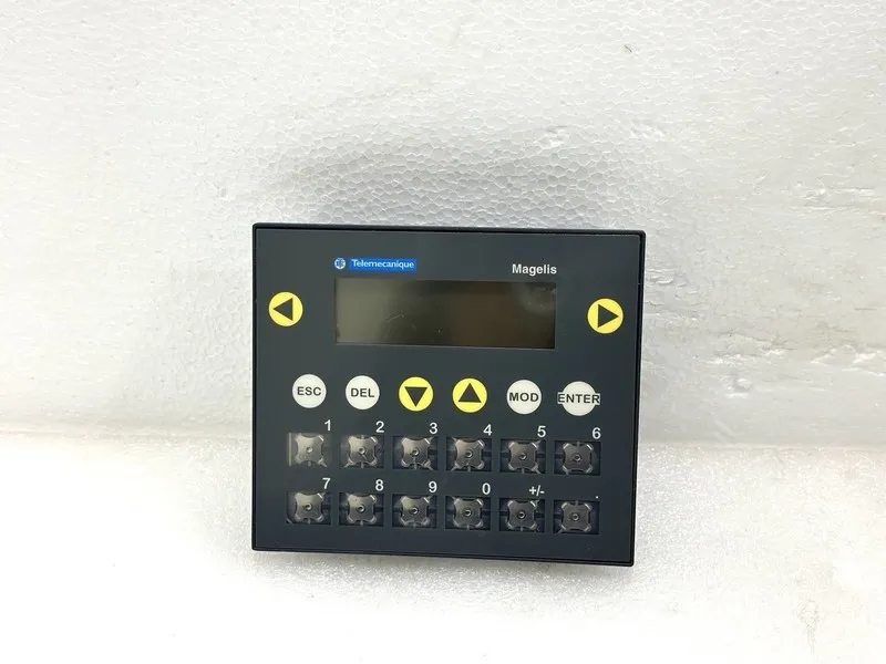Панель оператора SCHNEIDER XBT-R410 TELEMECANIQUE HMI MAGELIS SMALL PANEL