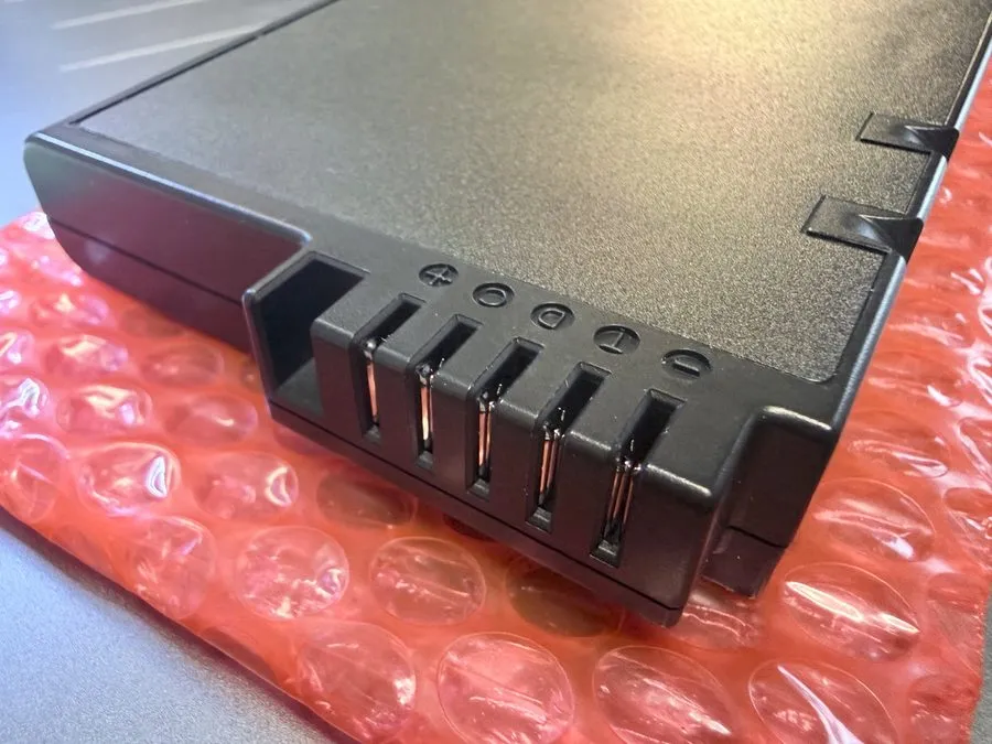 Монитор Rechargeable Lithium-Ion Battery U80221-4 989803199221 — фото лота 1