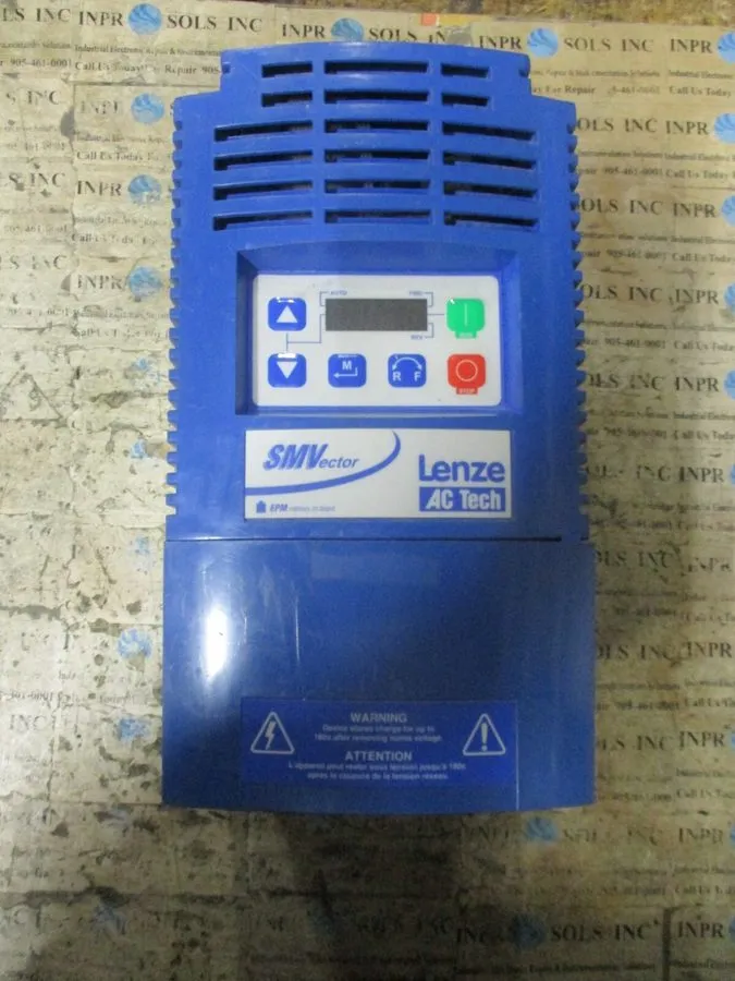 Электропривод Lenze ESV552N04TXB SMVector AC Tech Drive 480VAC 12.6/11A 5.5kW 7.