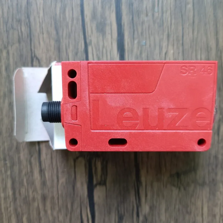 Фотоэлектрический датчик LEUZE PRK46C/4P-M12 Photoelectric Sensor