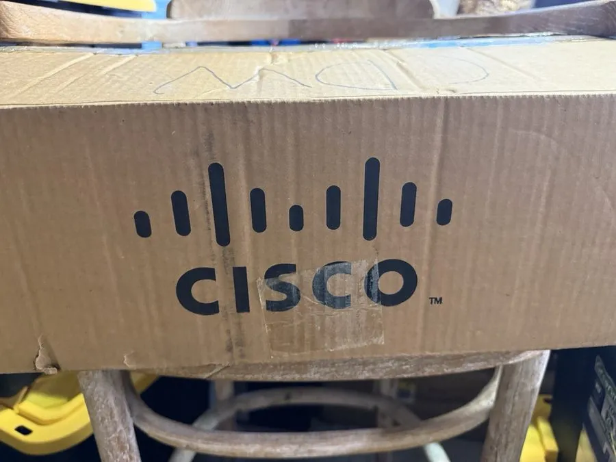 Коммутатор Cisco WS-C2960-48TC-S Catalyst 2960 Series SI 48-Port Ethernet Switch
