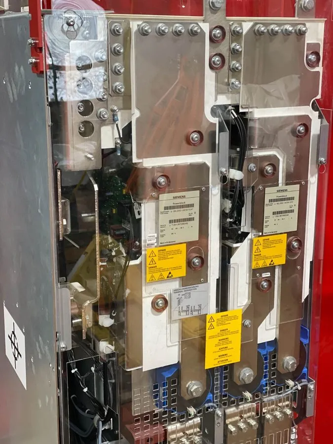 Частотный преобразователь Siemens Sinamics 6SL3320-1TE36-1AA3 Ver. BA 605A Singl — фото лота 2