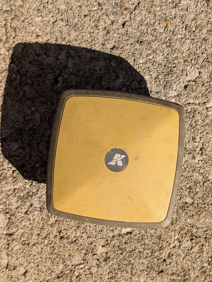 Приёмник GNSS Topcon Hiper SR Rover 1002399-01 GPS GNSS Glonass with Topcon foam — фото лота 1