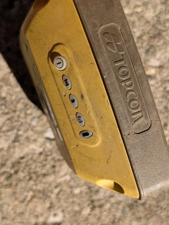 Приёмник GNSS Topcon Hiper SR Rover 1002399-01 GPS GNSS Glonass with Topcon foam — фото лота 2