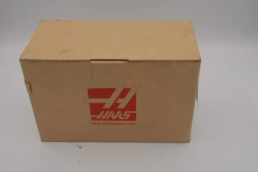 Режущий инструмент Haas BT-40 Tool Holder Vise, Part # 05-0070 HTF-BT40 — фото лота 1