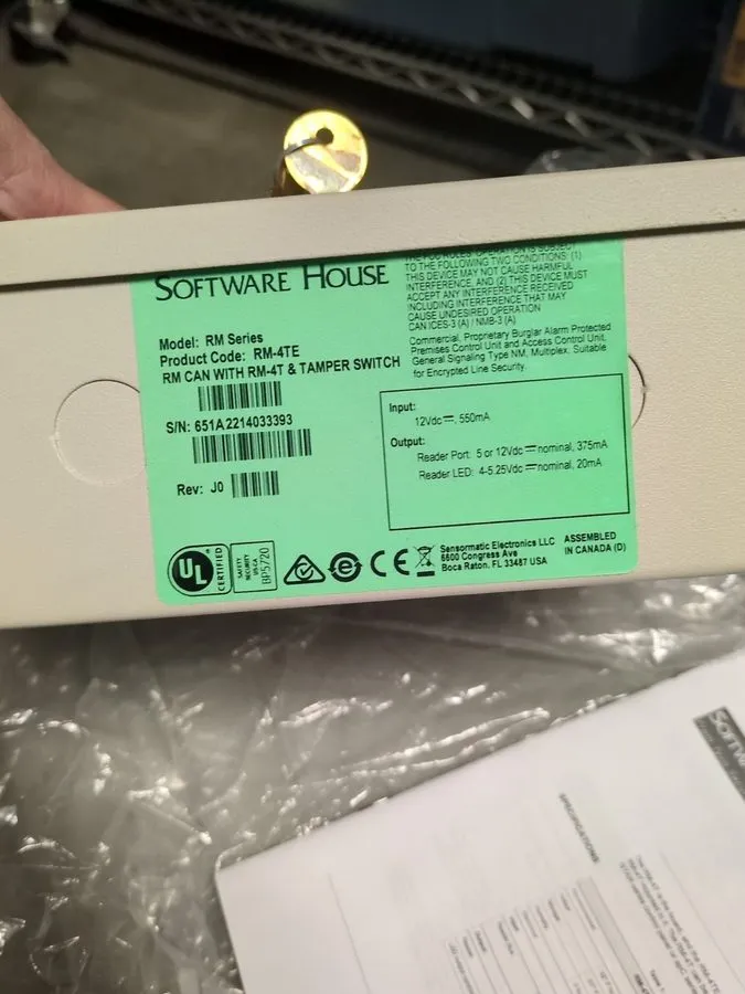 Коммутатор Software House RM-4TE Can With RM-4T & Tamper Switch — фото лота 1