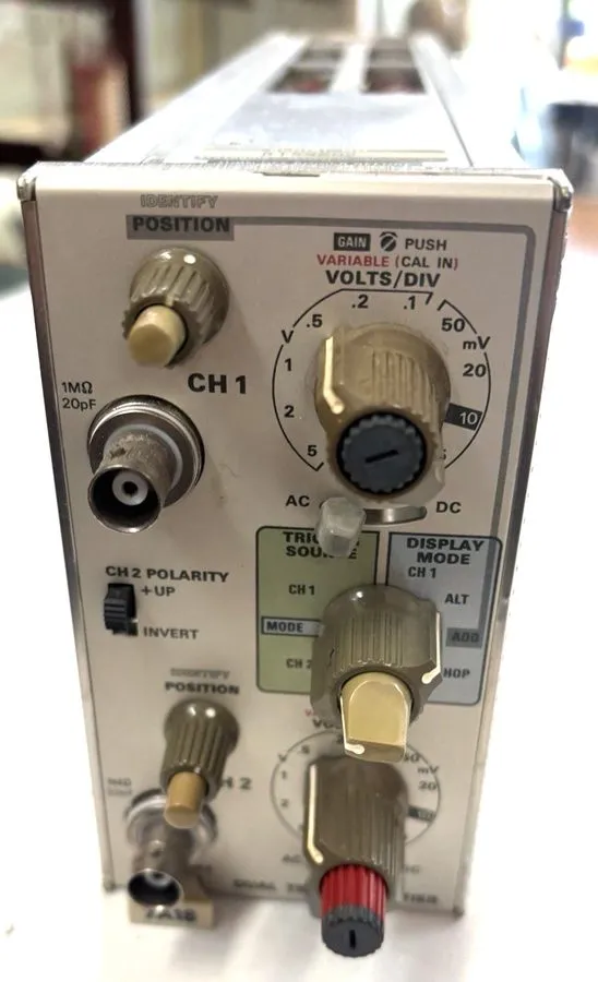 Осциллограф Tektronix 7A18 Dual Trace Amplifier Plug In works from 7603 Scope