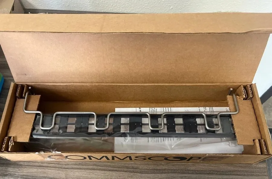 СКС-оборудование Commscope Unshielded Discrete Distribution 24 Port Panel 1U 760