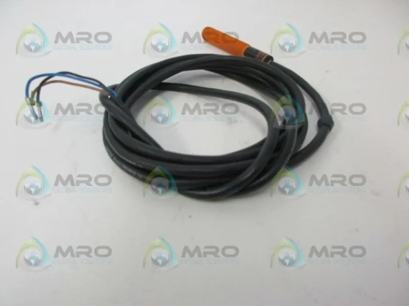 Датчик приближения IFM EFECTOR IF-3004-BPKG INDUCTIVE PROXIMITY SENSOR NSNP