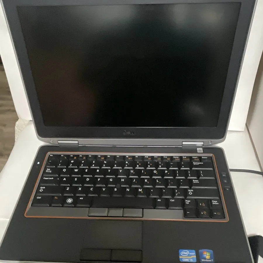 Док-станция Dell Latitude E6320 13" i5 2.50GHz 8GB 320GB Laptop + E-Port Docking — фото лота 1