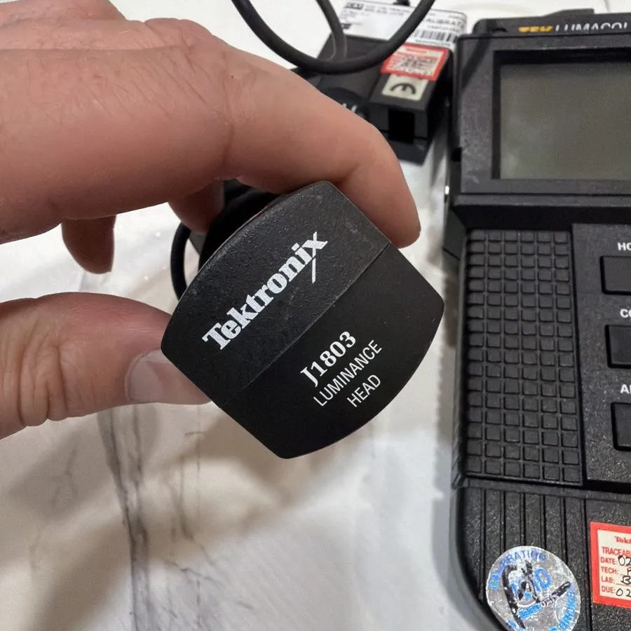 Газоанализатор Tektronix LumaColor J17 Photometer/Radiometer/Colorimeter & J1803 — фото лота 1