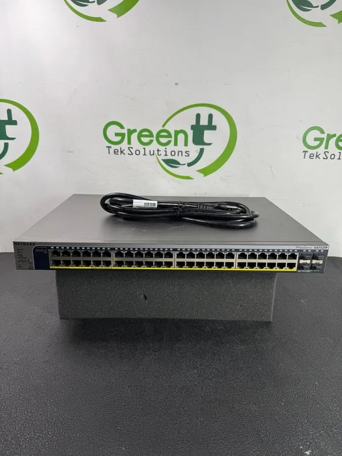 Коммутатор NETGEAR GS752TP 48-Port Gigabit PoE+ Smart Pro Switch with 4 SFP Port