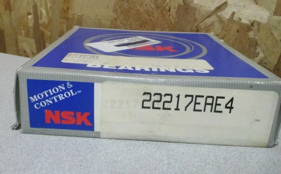 Подшипник NSK 22217EAE4 85X150X36 Spherical Roller Bearing