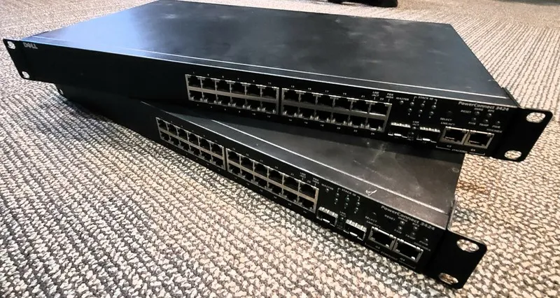 Коммутатор Dell PowerConnect 3424 Switch