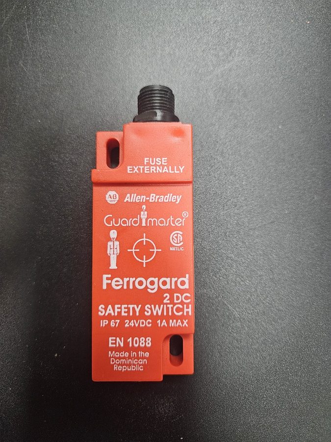 Реле безопасности Guardmaster 440N-G02099 Allen-Bradley Magnetic Safety Switch 2 — фото лота 2