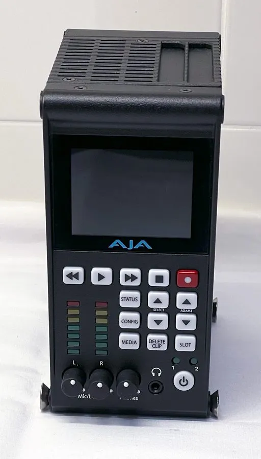 Рекордер AJA Ki Pro Quad 4K/UltraHD/2K/HD Solid State Video Recorder 4:4:4 RAW C