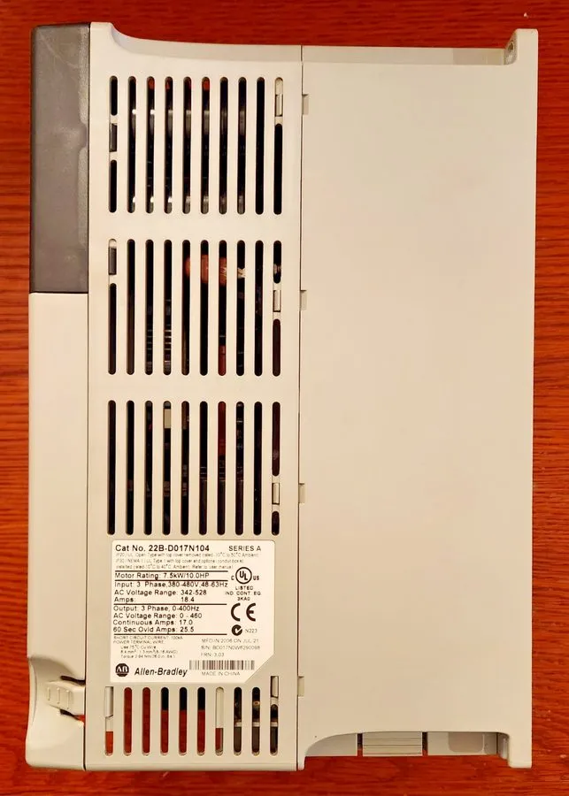 Частотный преобразователь Allen Bradley 22B-D017N104 PowerFlex 40 7.5kW 10HP AC