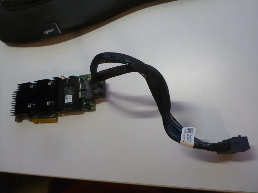 Контроллер Dell PowerEdge PERC X4TTX 2GB 12GB/s PCI-E X8 SAS RAID Controller Car