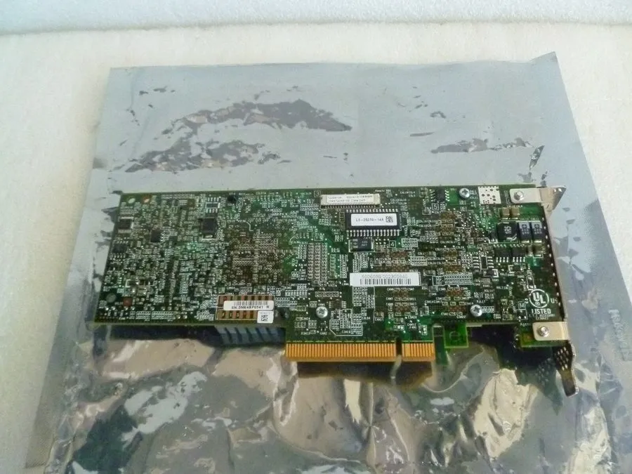 Контроллер LSI MegaRAID 9261-8i 8-port PCI-E 6Gb/s SATA/SAS RAID Controller Card