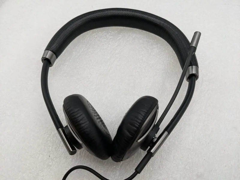 Plantronics Blackwire C720-M Stereo USB Bluetooth USB MS Headset 87506-01