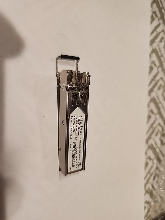 Трансивер Finisar FTLJ8519P1BNL SFP+ 850 Nm Transceiver Module — фото лота 1