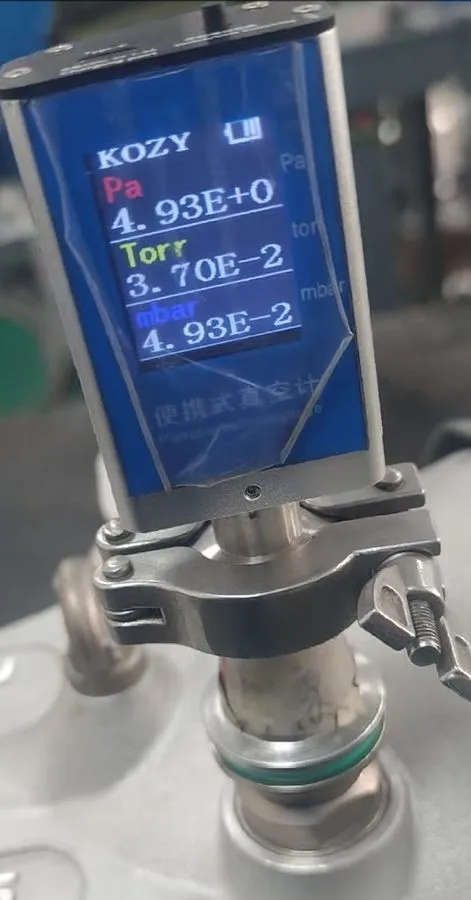Насос Edwards Scroll Vacuum Pump nXDS10i Shipping