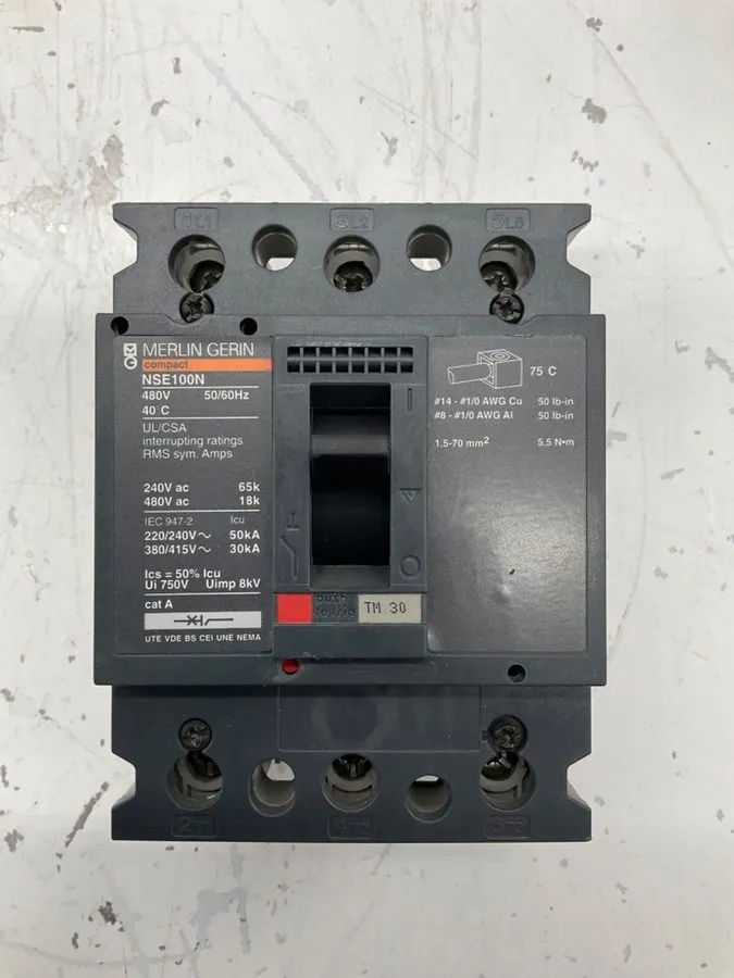 Автоматический выключатель MERLIN GERIN NENL34050 CIRCUIT BREAKER 50 A 3P 480V N