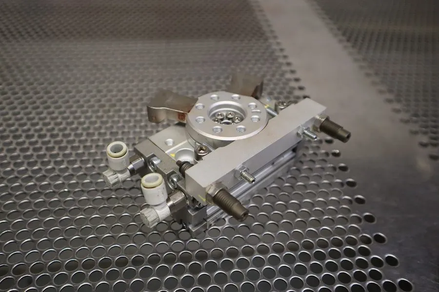 Поворотный стол SMC MSQB10L3X-M9BV-X232 Rotary Table Max Press. 1.0MPa — фото лота 3