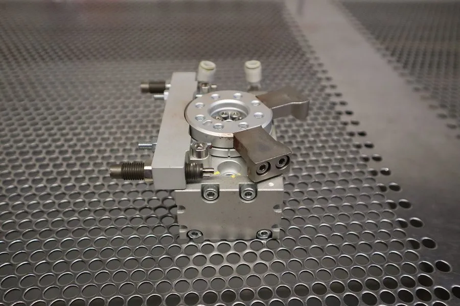 Поворотный стол SMC MSQB10L3X-M9BV-X232 Rotary Table Max Press. 1.0MPa — фото лота 4