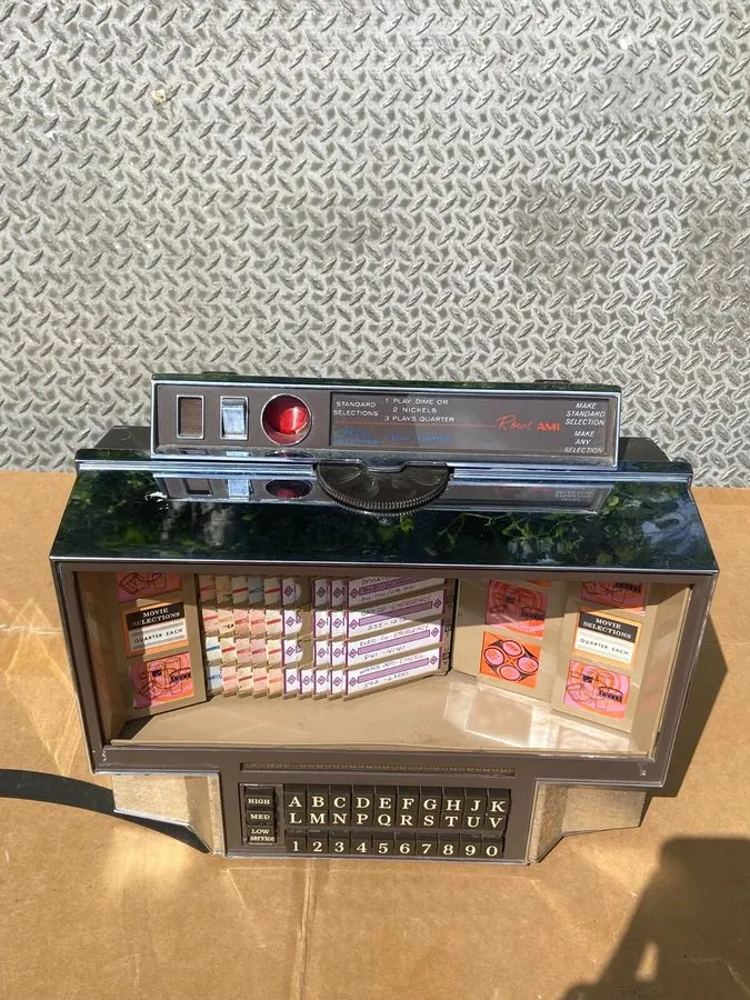 Аккумулятор Rowe WRA200 Jukebox Wallbox MP3 Conversion Chrome / brown man cave