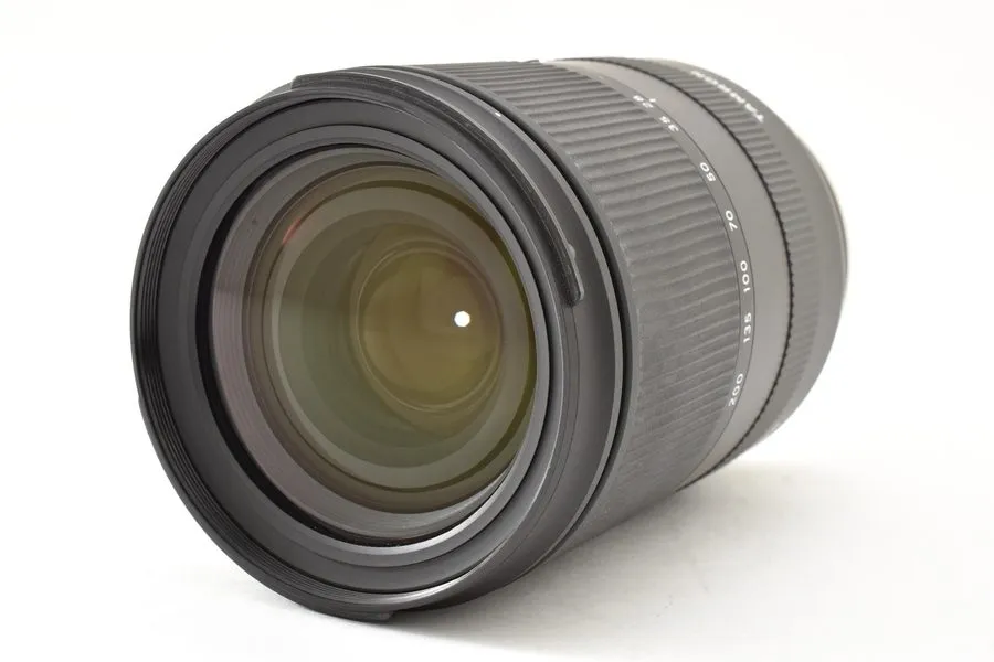Объектив Sony a7CII Mirrorless Camera w/ TAMRON 28-200mm F2.8-5.6 Lens From JAPA