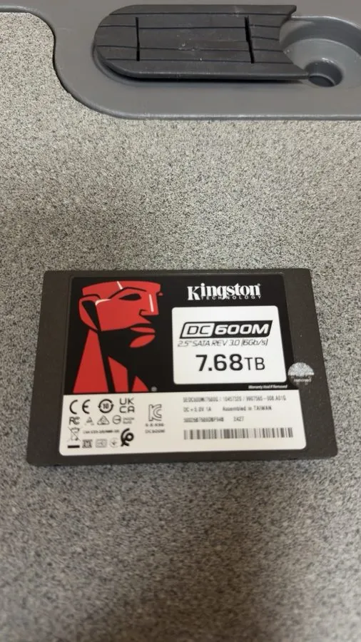 SSD-накопитель Kingston DC600M 7.68TB 2.5" SATA Enterprise SSD SEDC600M/7680G 99 — фото лота 1