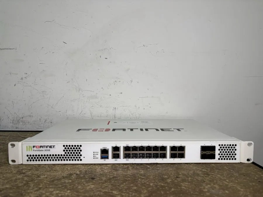 Межсетевой экран Fortinet FG-200E FortiGate 200E 18-Ports Gigabit Security Firew