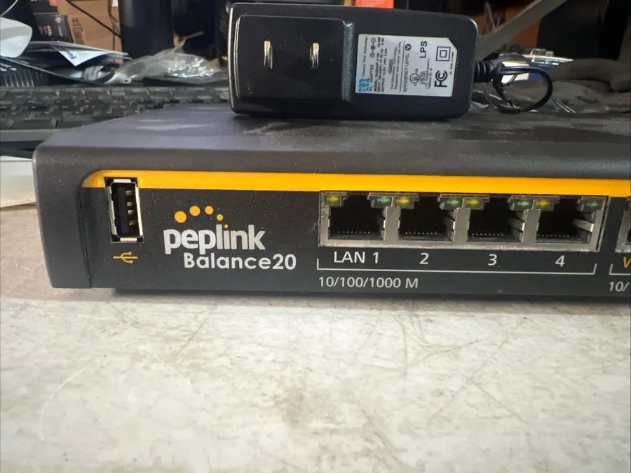Маршрутизатор Peplink Balance 20 BPL-021 4-Port Dual-WAN Switch Modem