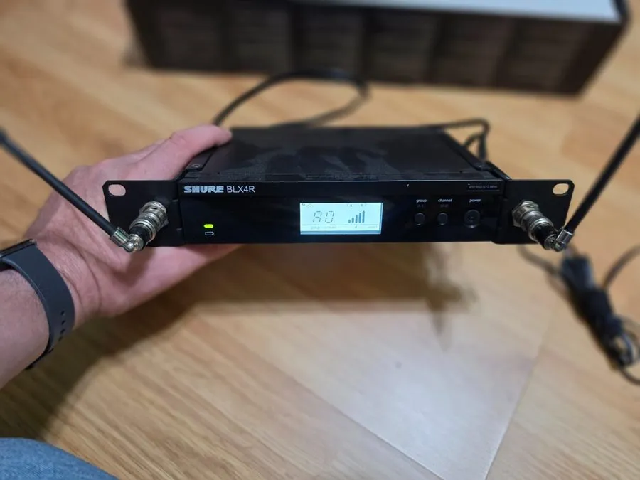 Радиосистема Shure BLX24R/SM58 Wireless Handheld Microphone System H9 Band