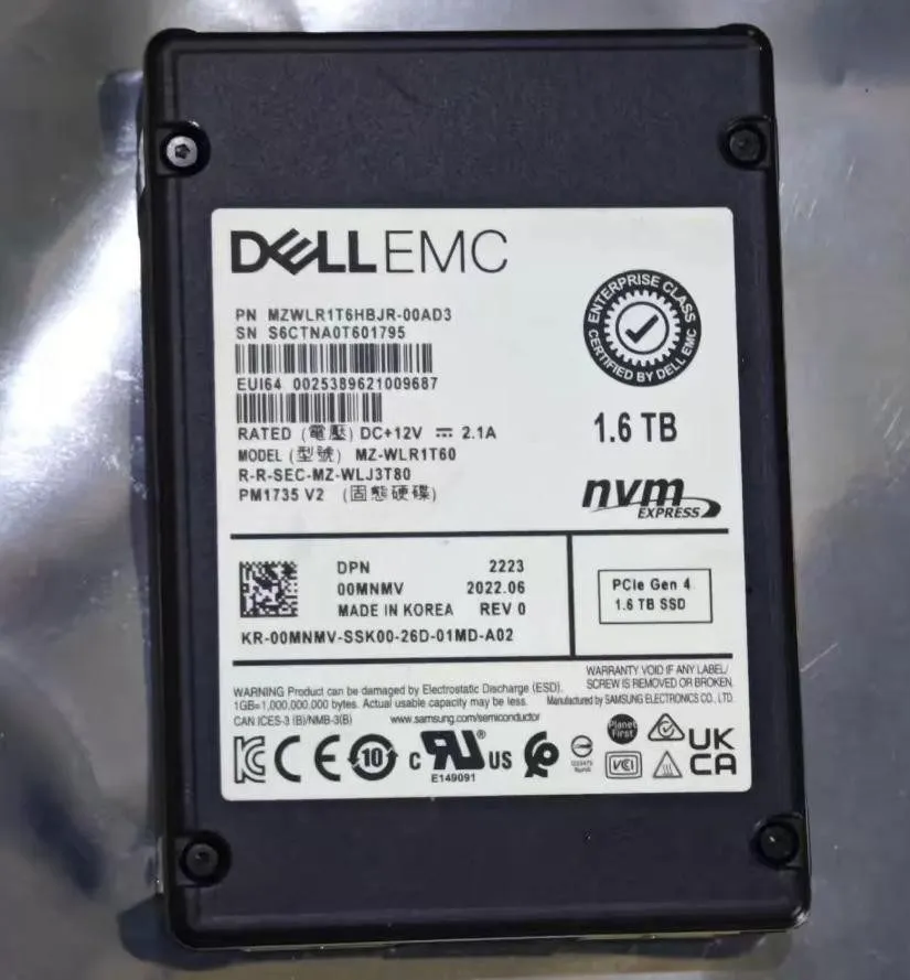 SSD-накопитель Samsung PM1735 1.6TB DELL SSD 2.5" U.2 NVMe PCIE MZ-WLR1T60 MZWLR — фото лота 1