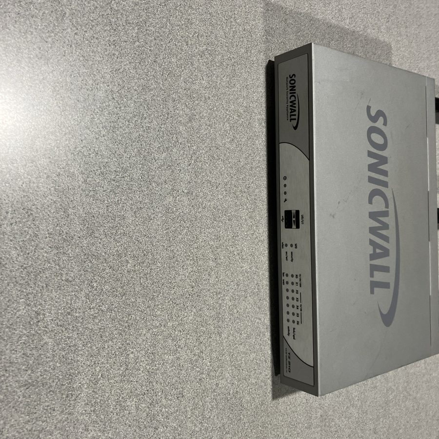 Межсетевой экран SonicWall TZ 210 Wireless-N APL20-065 WLAN Network Security Fir — фото лота 1