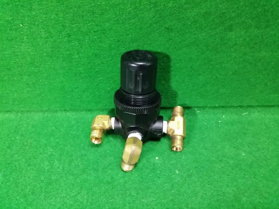 Регулятор давления Norgren R07-100-RNKA Pneumatic Regulator, In: 300psi, Out: 10