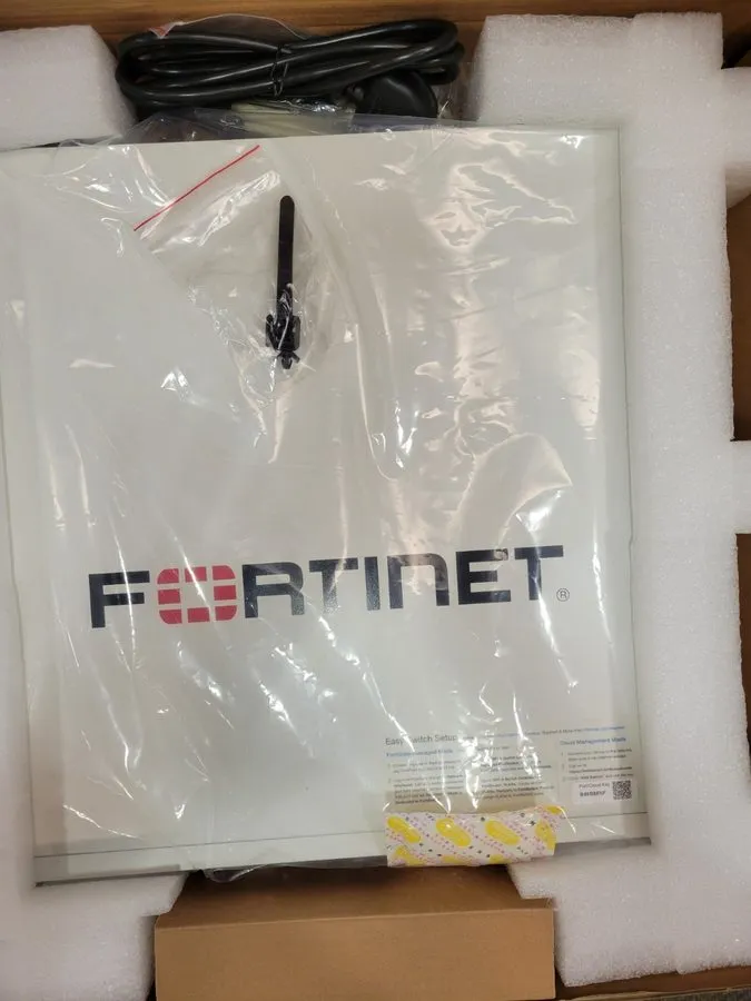 Коммутатор FORTINET FS-448D-POE 48-PORT FORTISWITCH 448D-POE SWITCH
